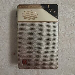 RARE Antique Fuji Denki TRB-611 Transistor Radio